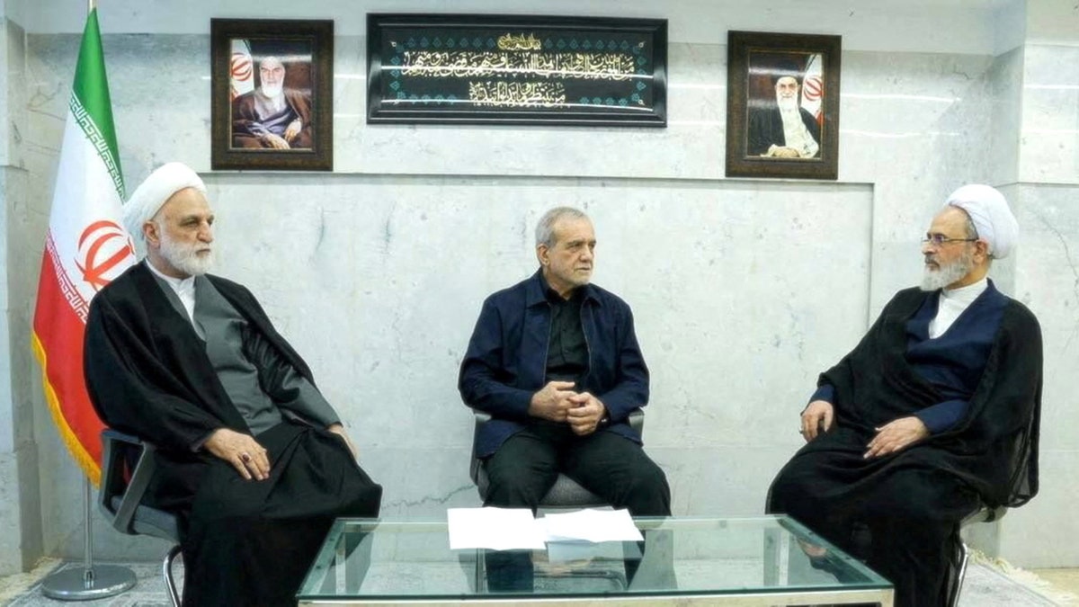 Ayatollah Alireza Arafi sits to right of President Pezeshkian.