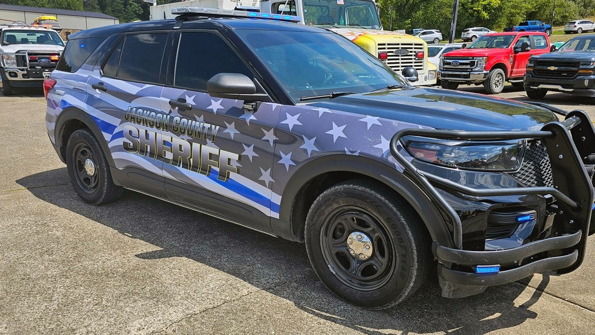 Jackson County Sheriff’s Department police cruiser