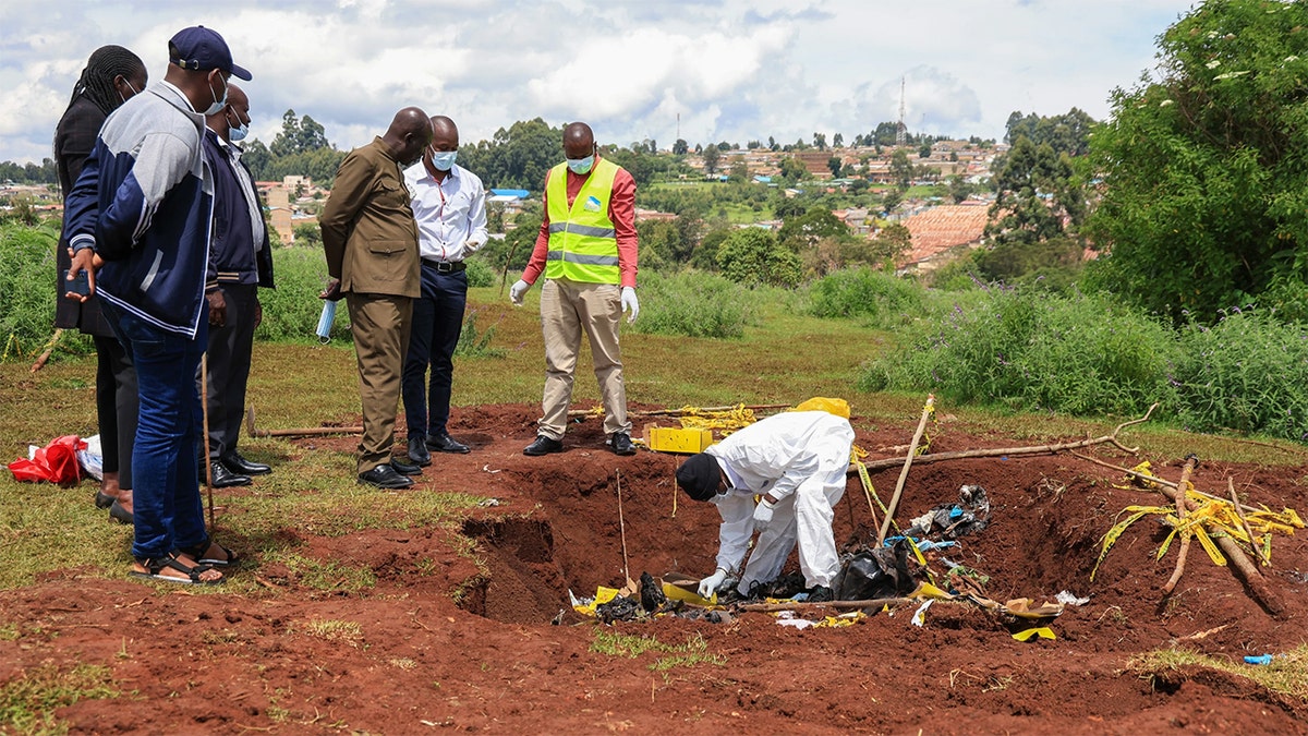 kenya mass grave is uncovered