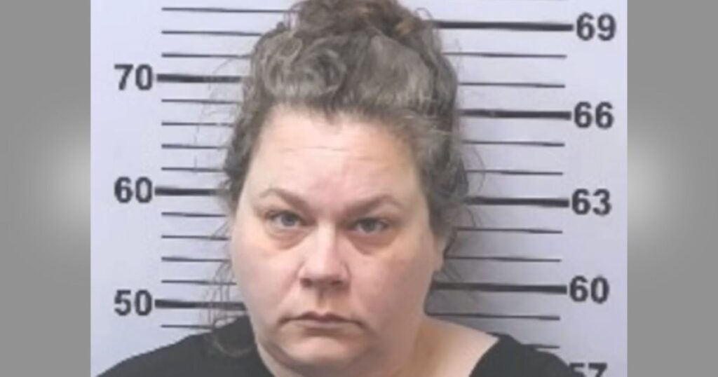 14-Year-Old Accidentally Strangled Himself to Death After Mom Left 2 Sons With Autism Home Alone