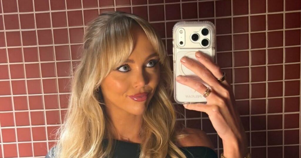 OnlyFans’ Annie Knight Says Intruder Broke Into Her House With a Hammer in ‘Targeted’ Attack