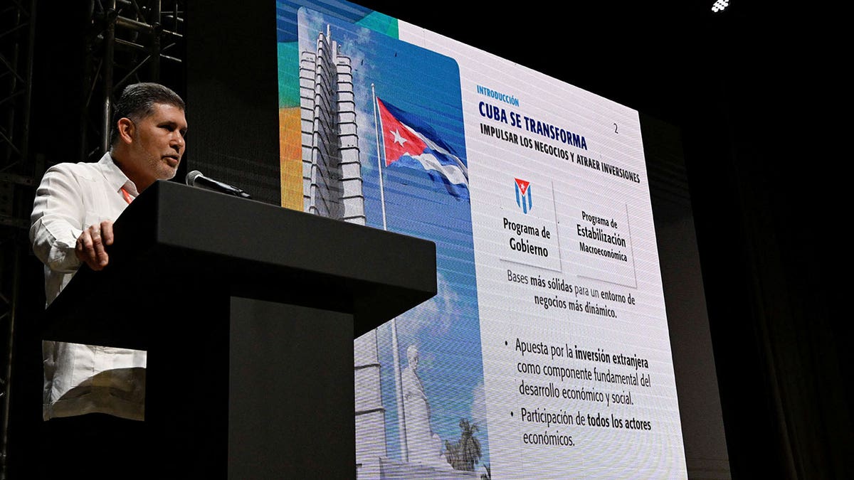 Oscar Perez-Oliva Fraga