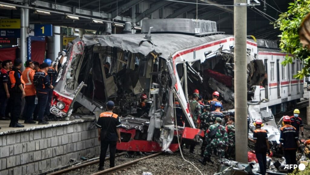 Death toll from Indonesia train crash rises to 16