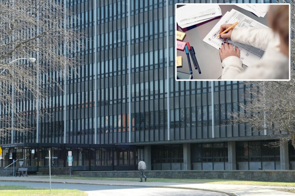 50,000 New York taxpayers screwed by ‘typo’ that led to reduced refunds 50,000 New York taxpayers screwed by ‘typo’ that led to reduced refunds