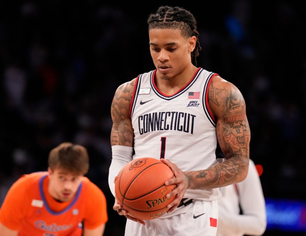 UConn Gets Troubling Solo Ball Update Before Final Four Matchup With Illinois