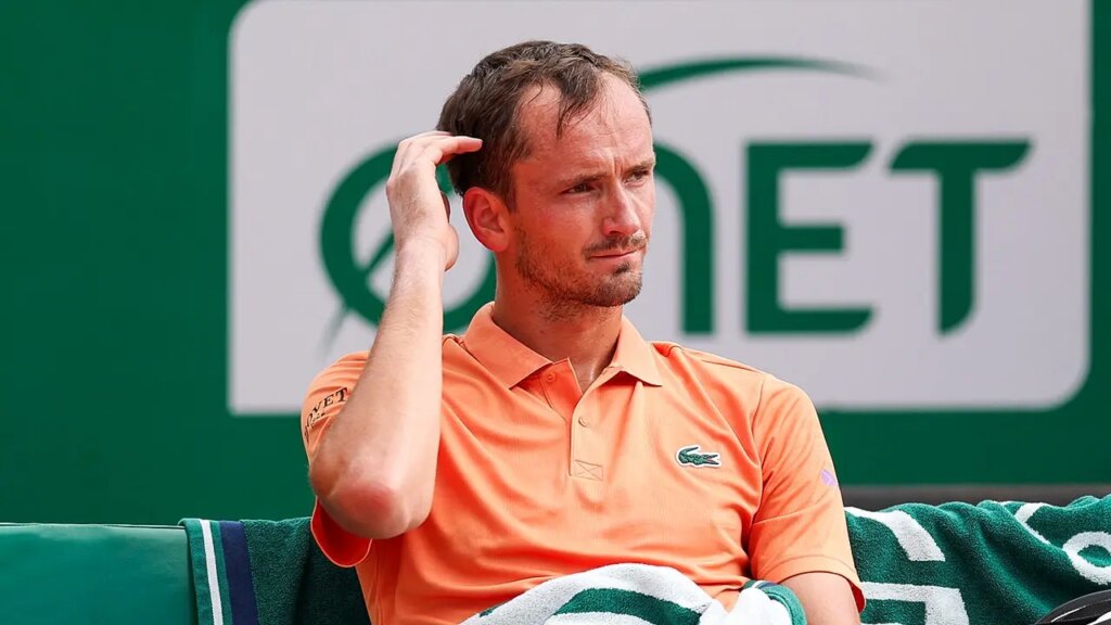 Daniil Medvedev fined after smashing his racket 7 times during shocking double-bagel loss Daniil Medvedev fined after smashing his racket 7 times during shocking double-bagel loss