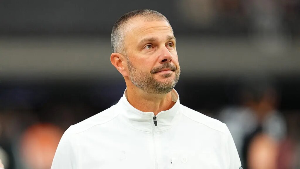 Raiders GM John Spytek admits to getting ‘a few calls’ about the No 1 pick ahead of next week’s NFL Draft Raiders GM John Spytek admits to getting ‘a few calls’ about the No 1 pick ahead of next week’s NFL Draft