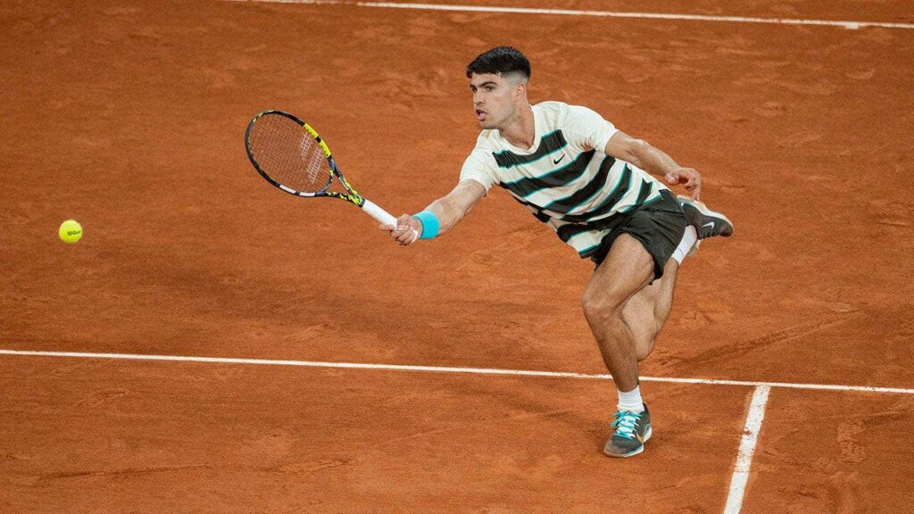 Carlos Alcaraz makes decision on defending French Open title again amid wrist injury
