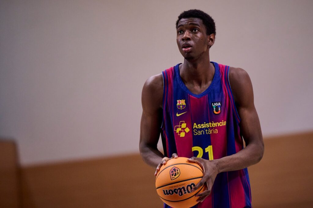 UNC Secures Commitment From 7-Foot International Prospect