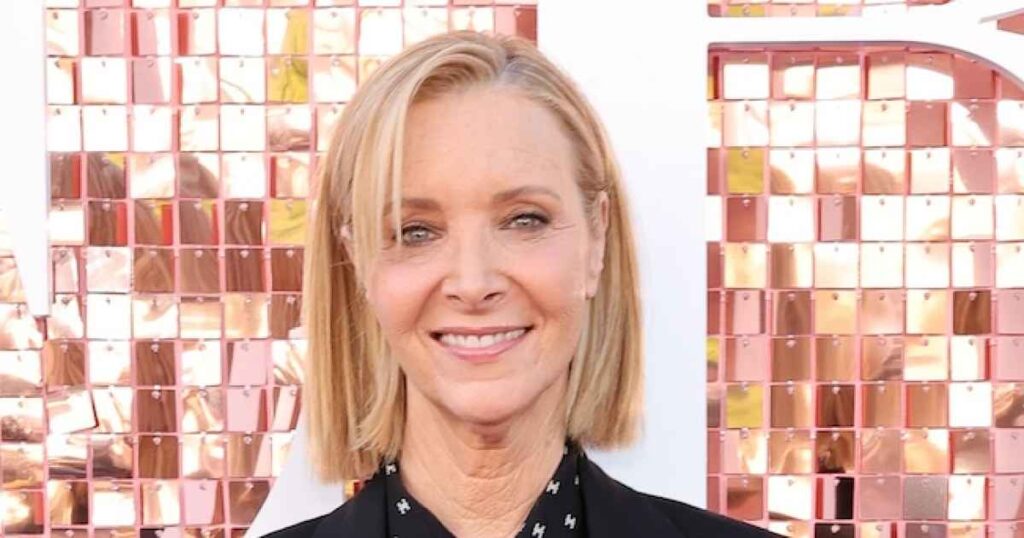 Lisa Kudrow Says She Was Referred to as ‘the Sixth Friend’: ‘Nobody Cared About Me’