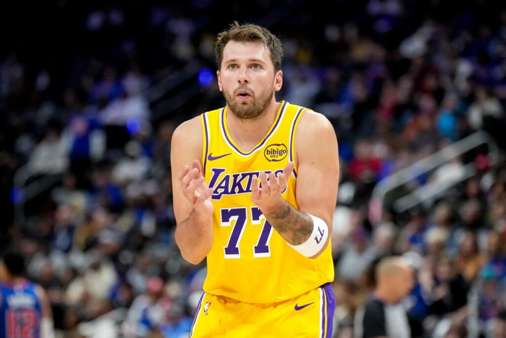 ‘Season Over’: Lakers Fans React After Scary Injury to Luka Doncic vs OKC