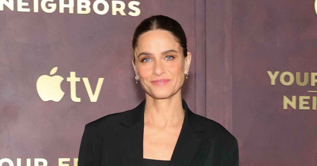 Amanda Peet Provides Positive Health Update Following Her Breast Cancer Diagnosis Amanda Peet Provides Positive Health Update Following Her Breast Cancer Diagnosis