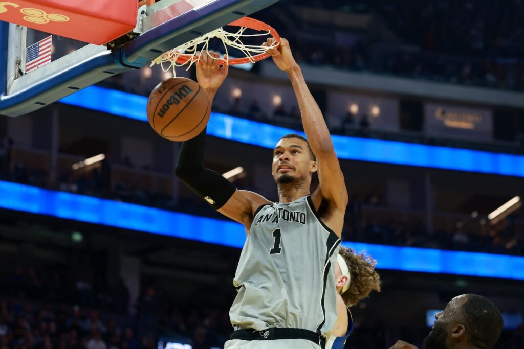 DraftKings Promo Code: Bet , Get 0 Bonus for Any NBA, MLB Game Friday