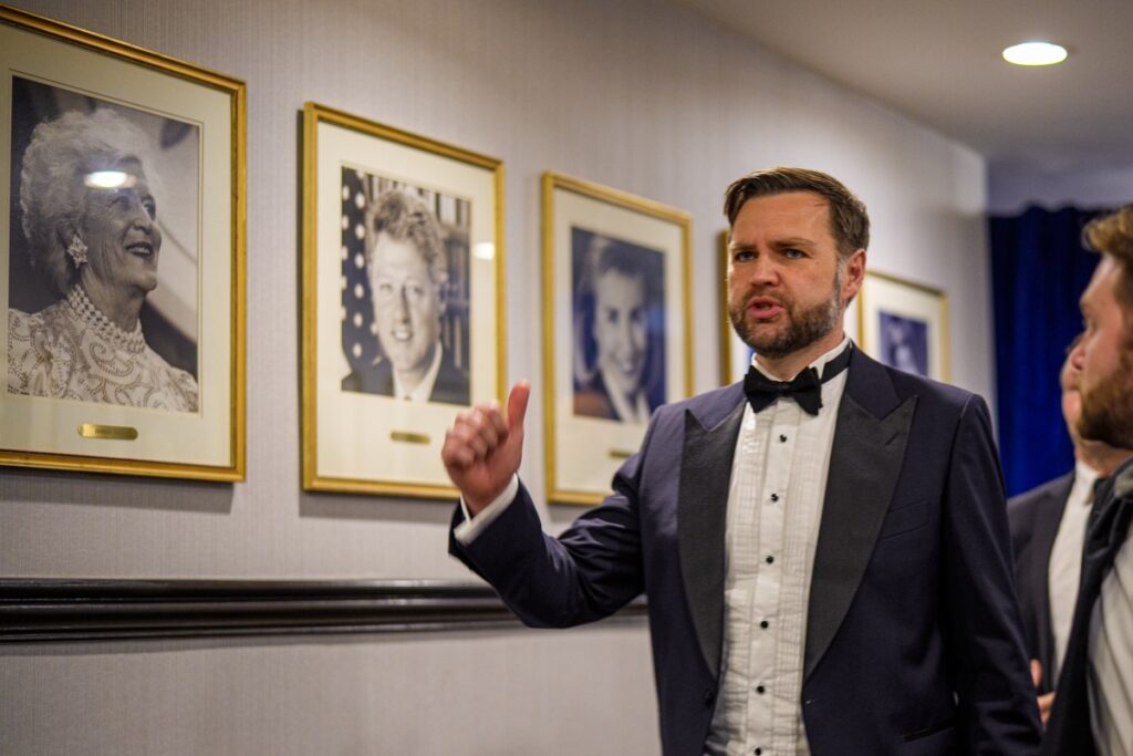 Fact Check: Did Secret Service Escort JD Vance Out Before Trump? 