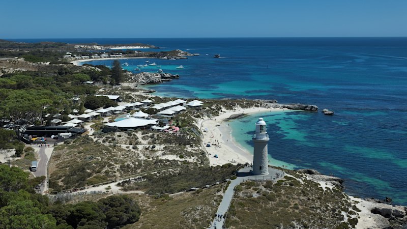 Tourist fighting for life after Rottnest Island bike crash Tourist fighting for life after Rottnest Island bike crash