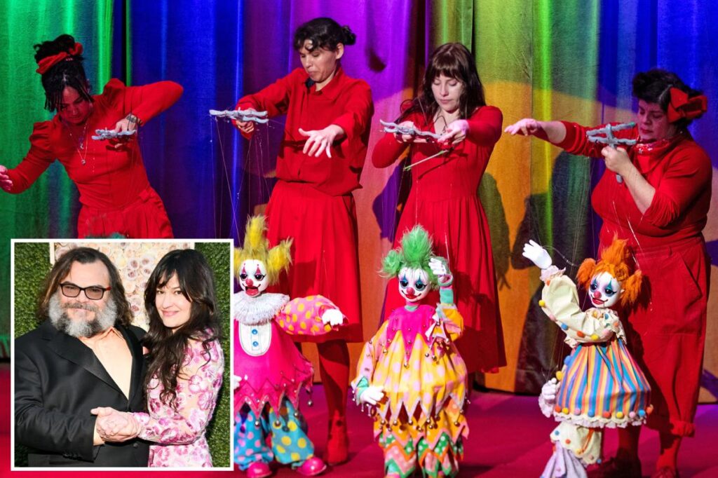 Quirky LA institution now asks public for money — after taking millions from elite donors Quirky LA institution now asks public for money — after taking millions from elite donors