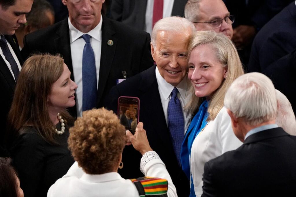 Former top Biden aide urges Va. Gov. Abigail Spanberger to stop using his playbook: ‘Come out of her Biden bunker’