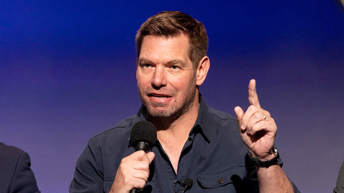 Rep. Eric Swalwell delivering a speech at SEIU-USWW gubernatorial candidate worker forum in Los Angeles