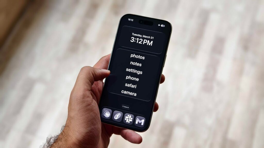 Stop Being So Dependent on Your iPhone: Turn It Into a Dumb Phone Instead