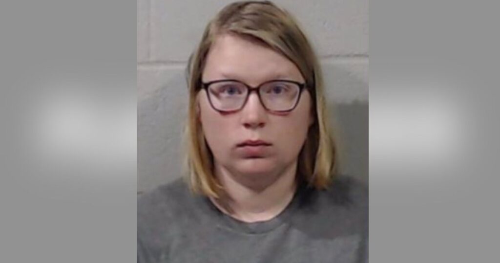 Kansas Mother Allegedly Strangled 15-Month-Old Son, Claimed He Choked on His Food Kansas Mother Allegedly Strangled 15-Month-Old Son, Claimed He Choked on His Food