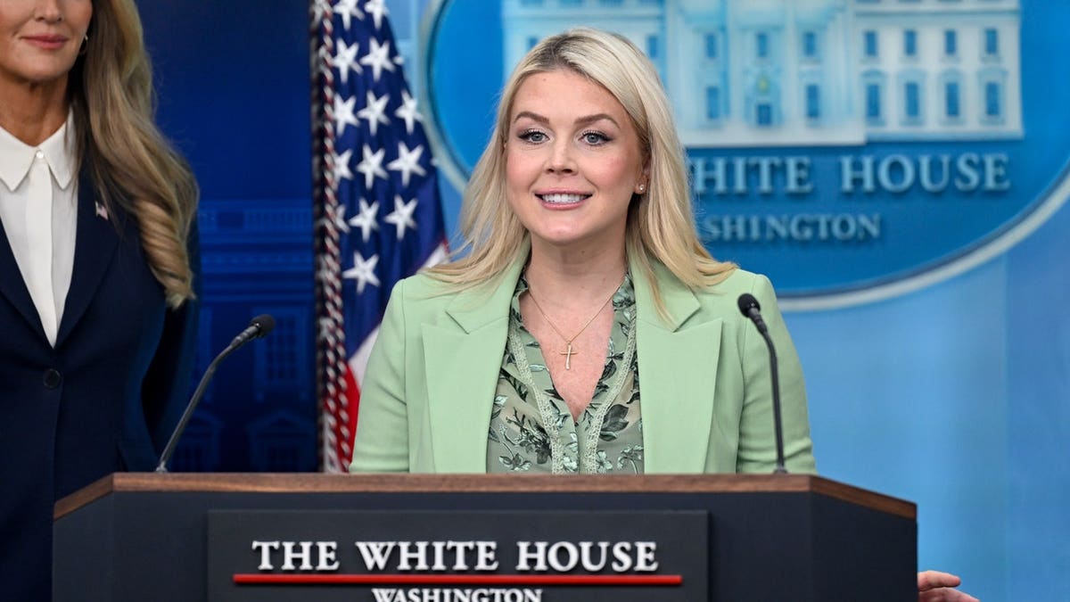 Karoline Leavitt, White House press secretary on briefing podium
