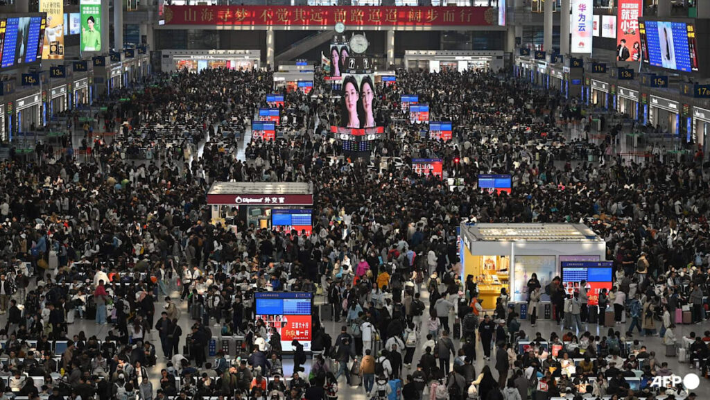 China’s railway hit new single-day passenger record on May Day