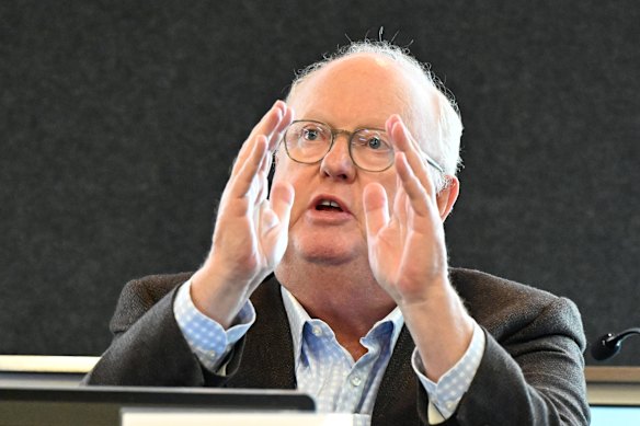 Geoffrey Watson giving evidence to Queensland’s Commission of Inquiry into the CFMEU and Misconduct in the Construction Industry earlier this year.