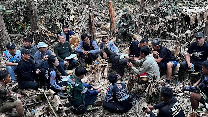 Royal commission exposes gun registry intelligence gap; Coalition criticise ‘rush’ to pass tax changes; five divers found alive in Laos cave Royal commission exposes gun registry intelligence gap; Coalition criticise ‘rush’ to pass tax changes; five divers found alive in Laos cave