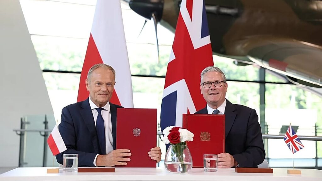 UK and Poland sign ‘major’ defence treaty UK and Poland sign ‘major’ defence treaty