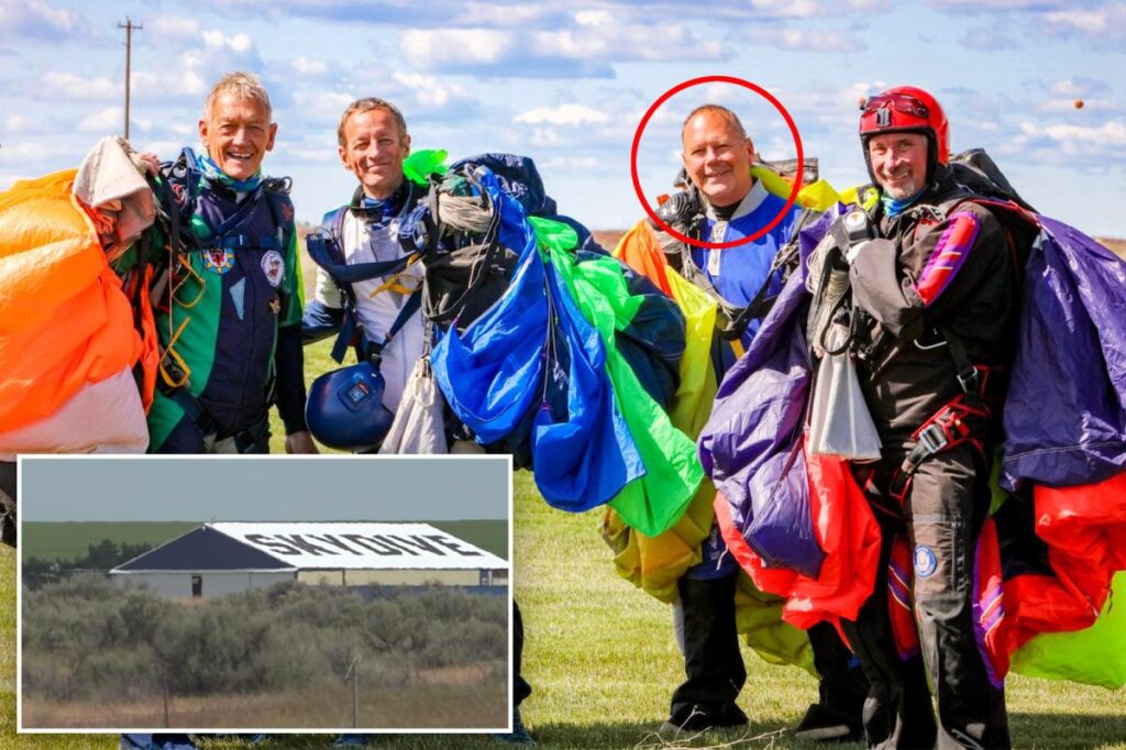 Skydiver dies after midair collision with another jumper during group jump in Washington state Skydiver dies after midair collision with another jumper during group jump in Washington state