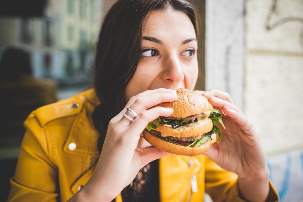 Doctors reveal healthiest fast-food meals— and the menu items to avoid Doctors reveal healthiest fast-food meals— and the menu items to avoid
