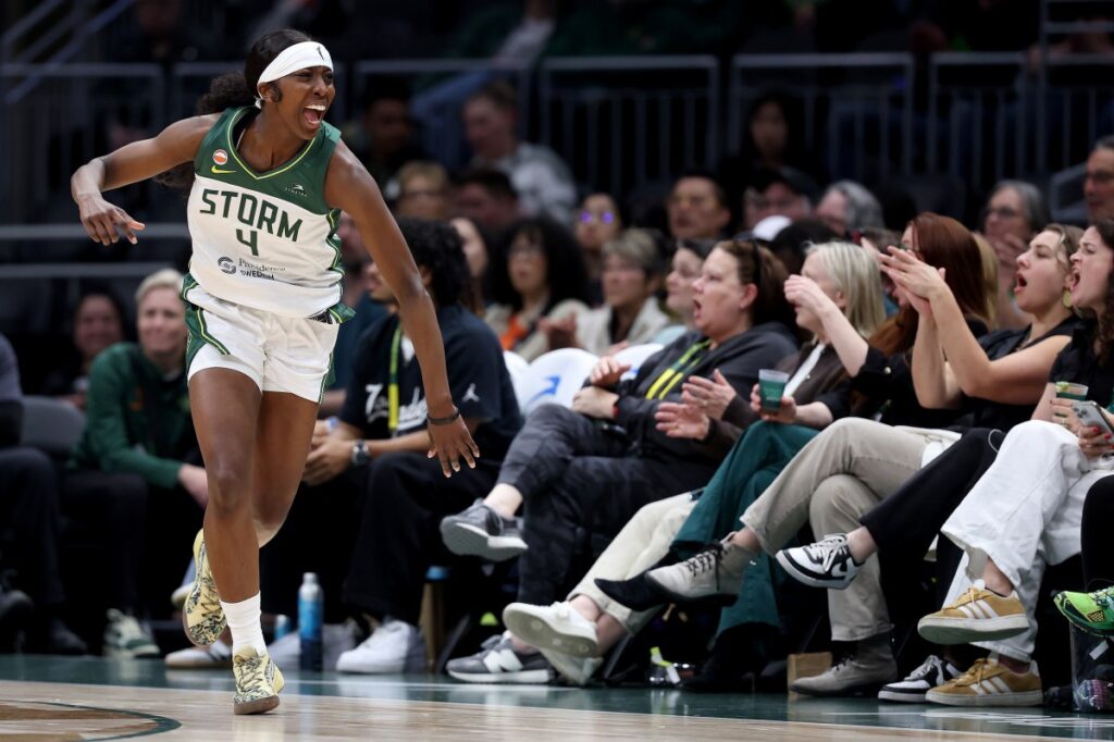Valkyries GM Explains Rationale Behind Controversial Flau’jae Johnson Trade