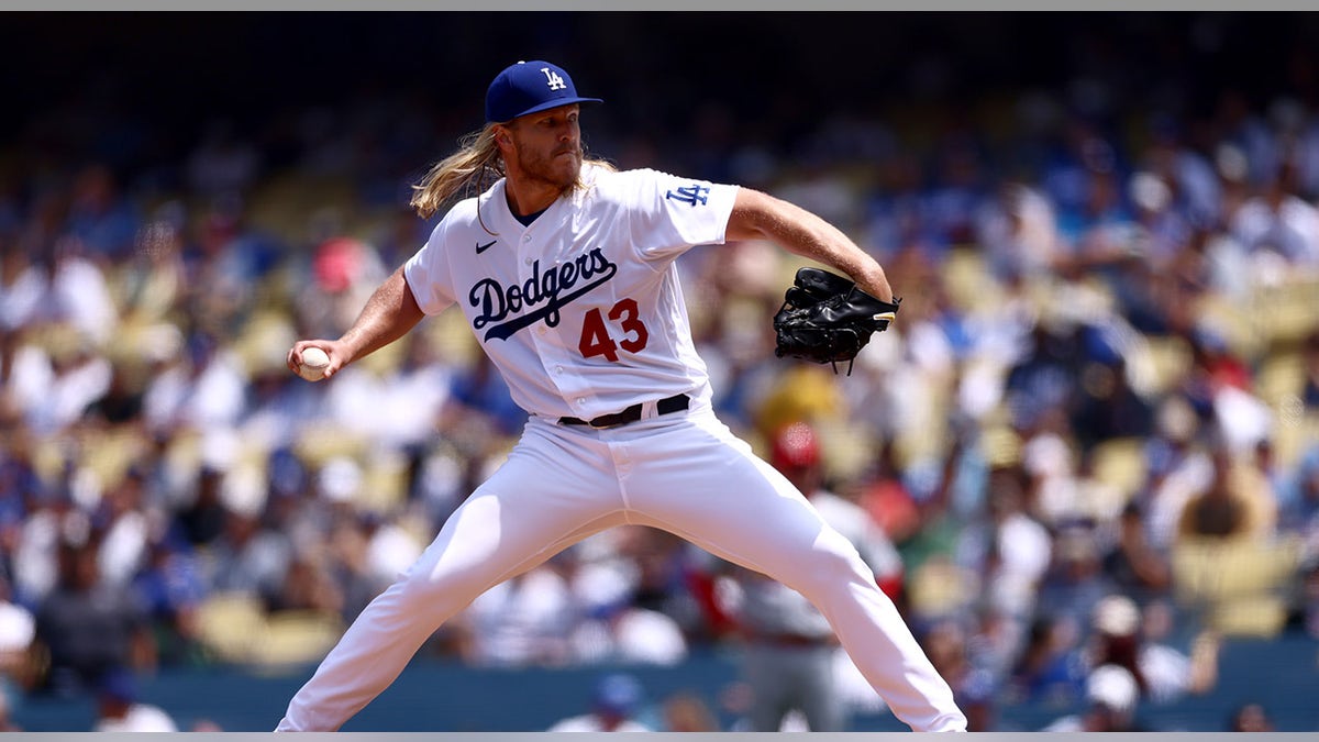 Noah Syndergaard pitching for the Los Angeles Dodgers at Dodger Stadium