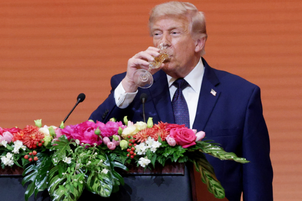 Teetotal Trump Seen ‘Drinking’ During China Visit