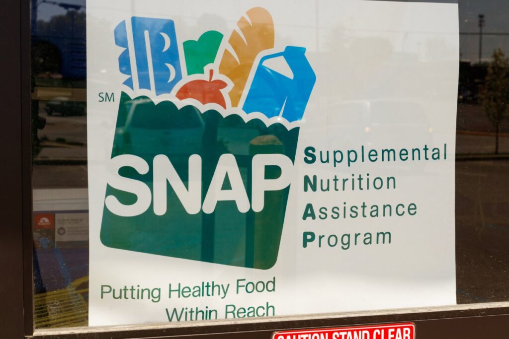 SNAP Recipients Fall by 660,000 In a Month