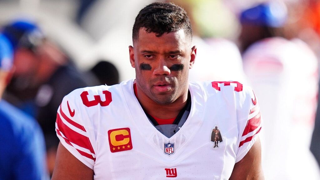 Ex-NFL star implores Russell Wilson to hang it up: ‘Do your TV thing’ Ex-NFL star implores Russell Wilson to hang it up: ‘Do your TV thing’