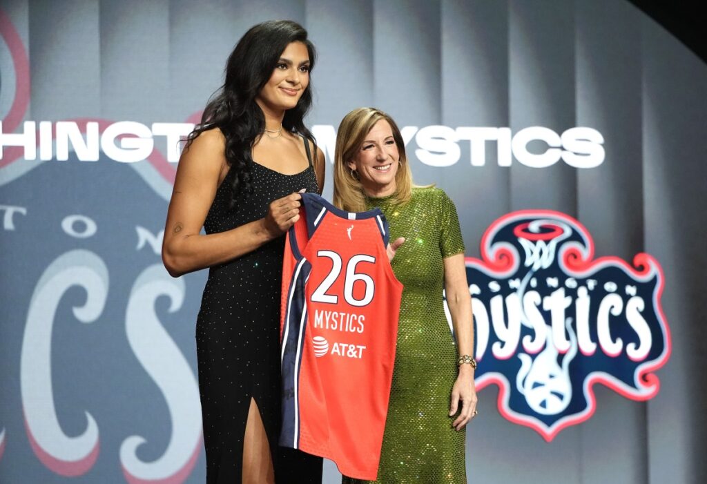 Mystics Rookie Lauren Betts Captures Pure Locker Room Chaos on Video Mystics Rookie Lauren Betts Captures Pure Locker Room Chaos on Video