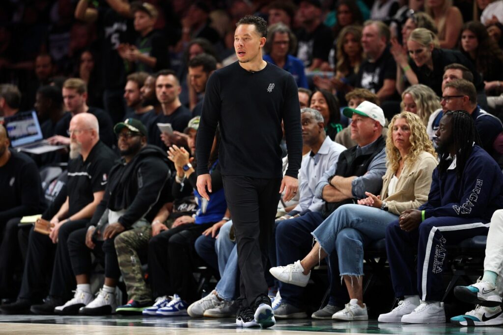 Spurs Coach Reacts to Victor Wembanyama’s Game-Tying 3-Pointer vs Thunder Spurs Coach Reacts to Victor Wembanyama’s Game-Tying 3-Pointer vs Thunder