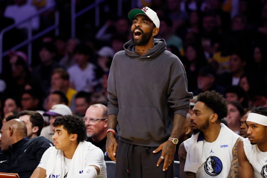 Mavericks President Sends Clear Message About Kyrie Irving’s Future Mavericks President Sends Clear Message About Kyrie Irving’s Future