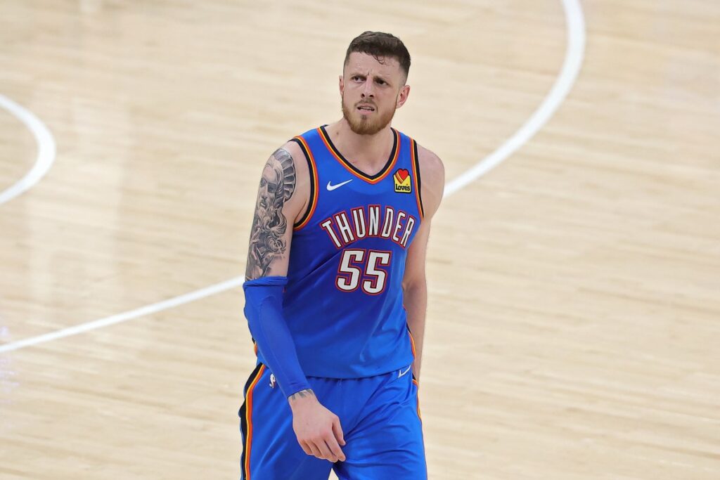 Isaiah Hartenstein Opens Up About New Defensive Role on Victor Wembanyama