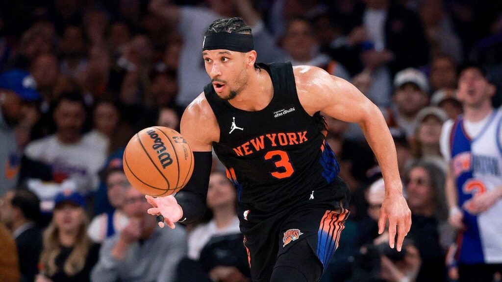 Knicks crush Cavaliers in Game 2, take commanding 2-0 lead in series behind Josh Hart’s career night