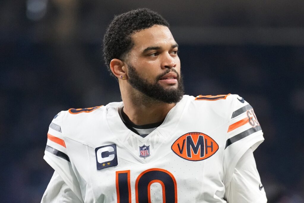 Caleb Williams Gets Wake-Up Call From Bears Coach Ahead of 2026 Caleb Williams Gets Wake-Up Call From Bears Coach Ahead of 2026