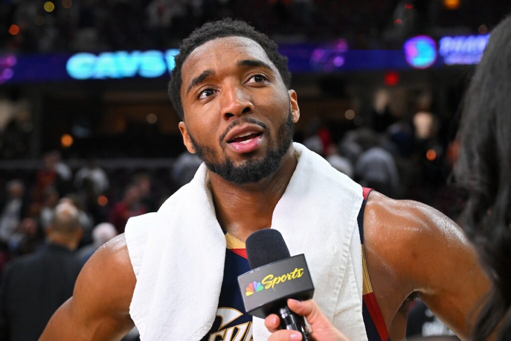 Donovan Mitchell Reacts to Knicks Chants in Cleveland After Game 3 Loss