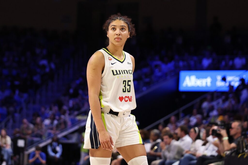 Wings Rookie Azzi Fudd Goes Off For 17-Point 3rd Quarter vs Liberty Wings Rookie Azzi Fudd Goes Off For 17-Point 3rd Quarter vs Liberty