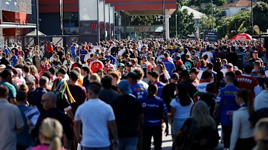 Fans crowd Suncorp Stadium for Magic Round.