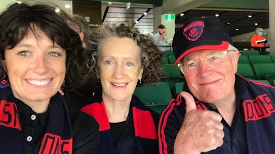 Elsie Flanagan-O’Neil with her parents.