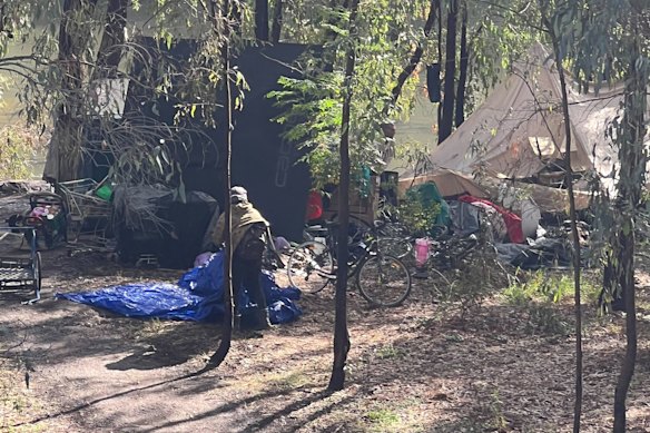 The number of people camping by the river have been increasing in Wagga Wagga amid low rental vacancies and public housing “renewal”.