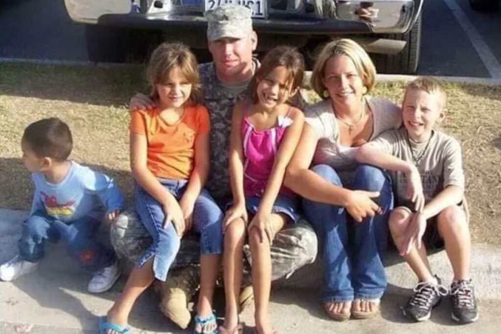 Strangers Flood Arlington Grave With Flowers After Wife’s Plea 