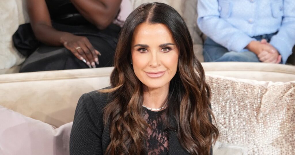 Kyle Richards Uses This Damage-Repairing Hair Serum That ‘Improves Thickness’ — Per Users!