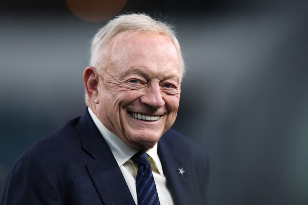 Cowboys and Eagles’ Draft-Night Trade Negotiation Caught on Video by ESPN
